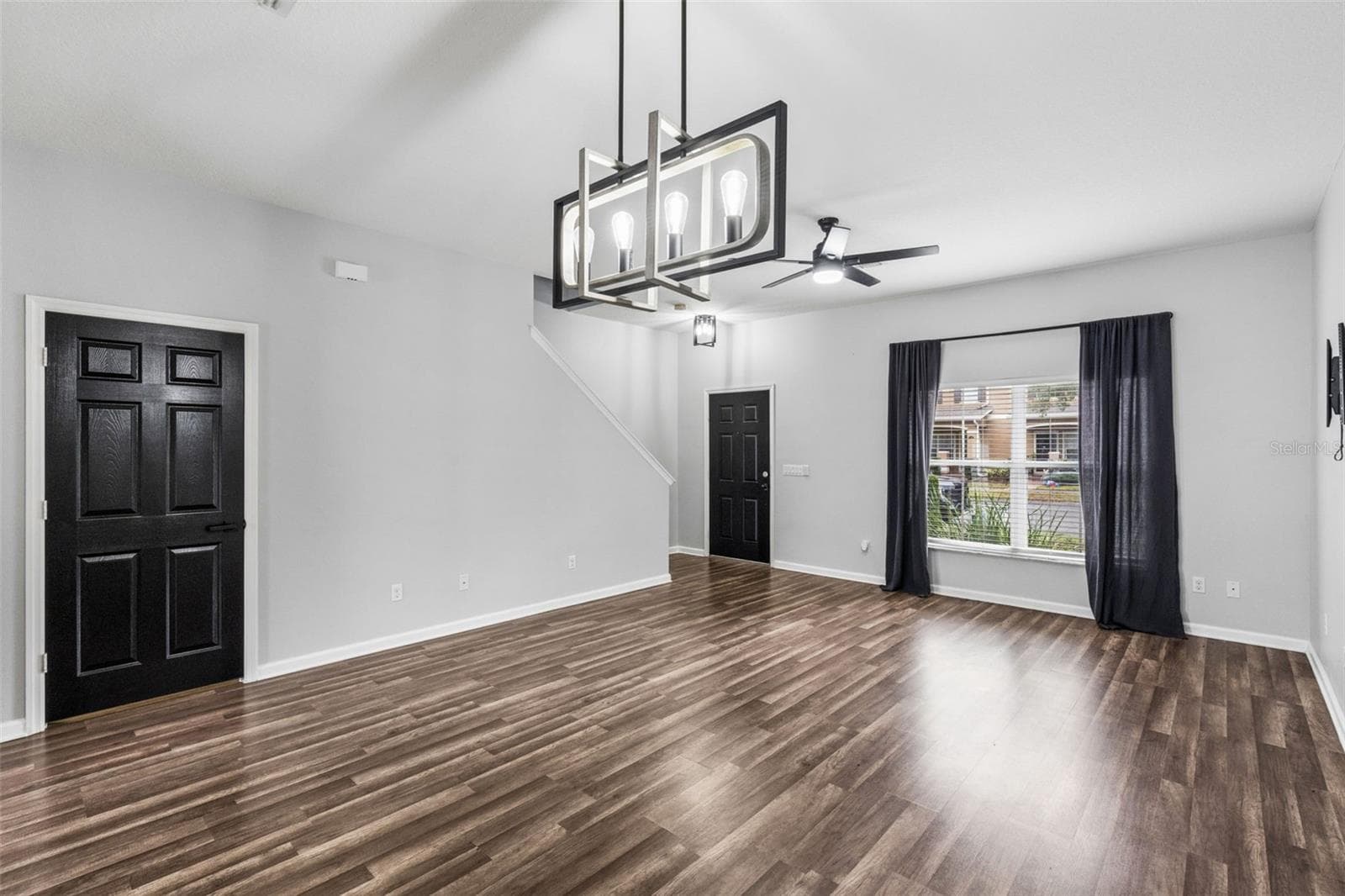 Townhouse at 11843 DEER PATH WAY, ORLANDO, photo 7 of 61