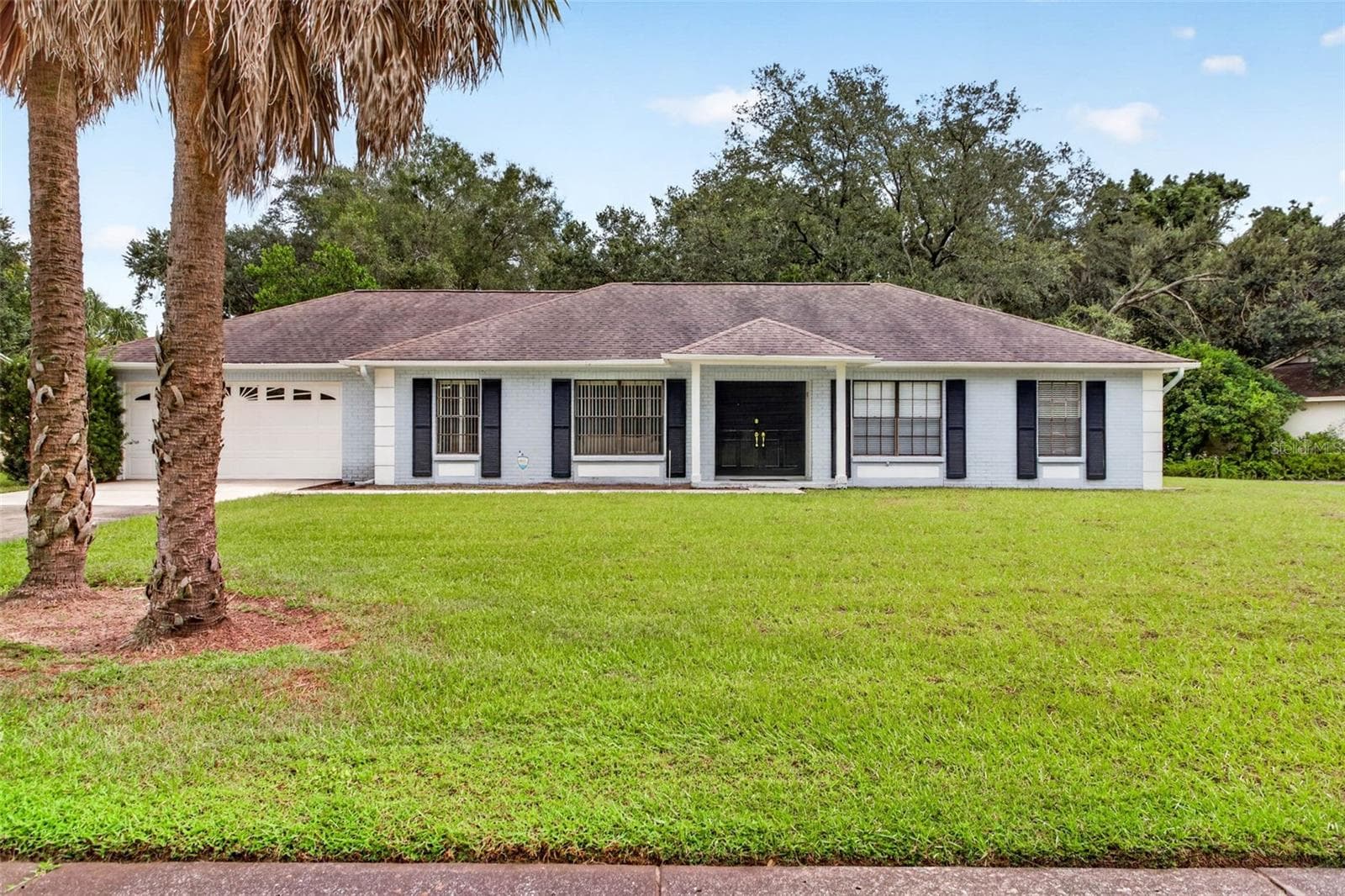 Single Family Residence at 7220 WOODBROOK DR, TAMPA, photo 2 of 30