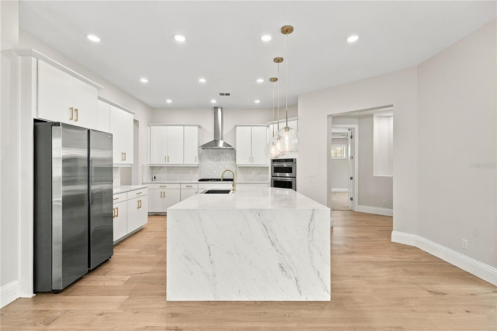 Single Family Residence at 228 STANTON ESTATES CIR, WINTER GARDEN, photo 9 of 47