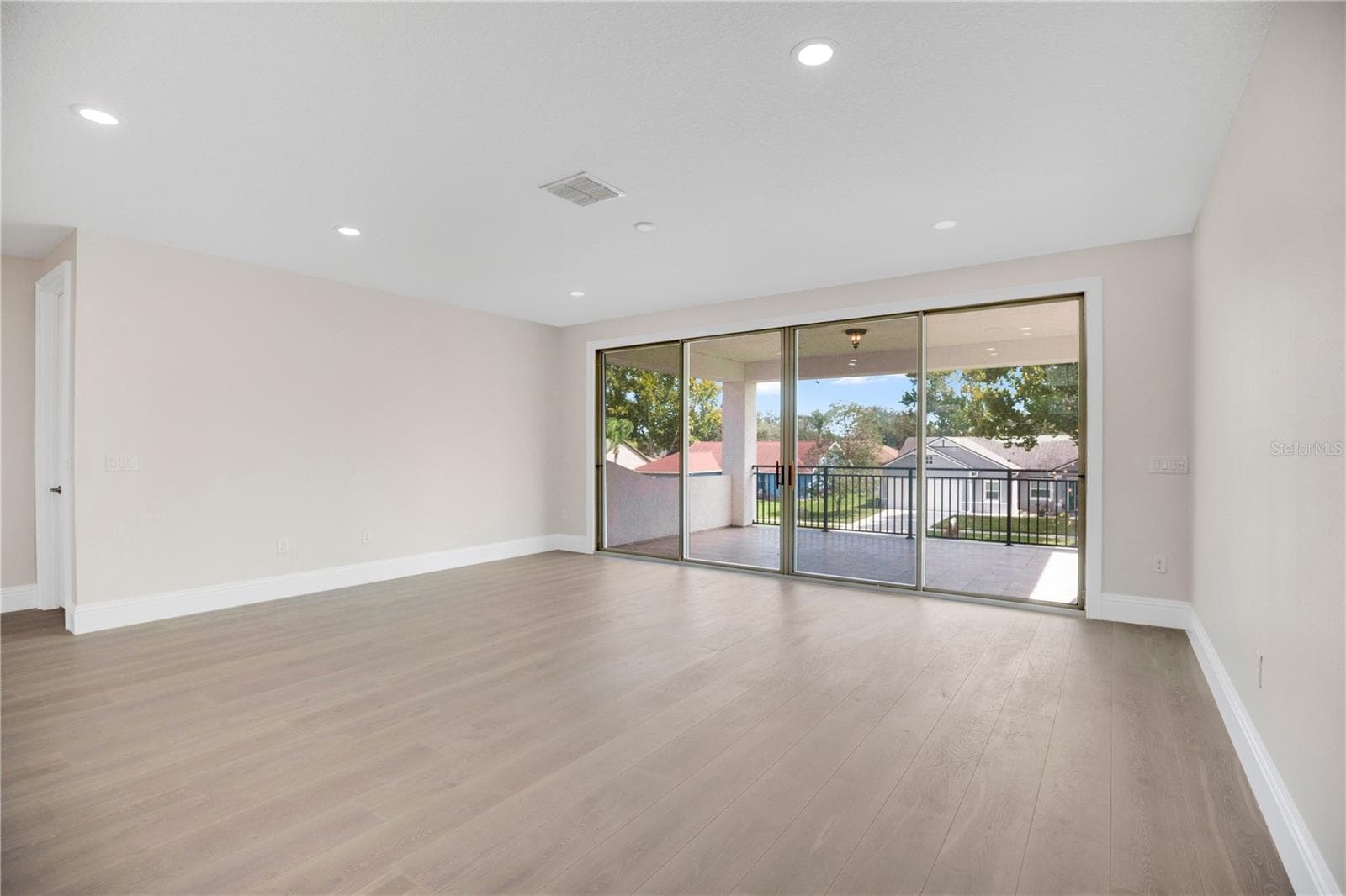 Single Family Residence at 228 STANTON ESTATES CIR, WINTER GARDEN, photo 24 of 47