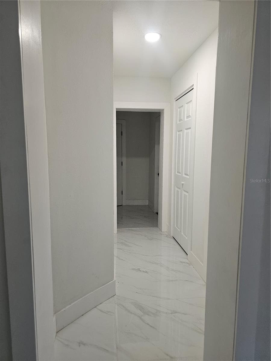 Single Family Residence at 6125 LIBERTY AVE, TEMPLE TERRACE, photo 9 of 28