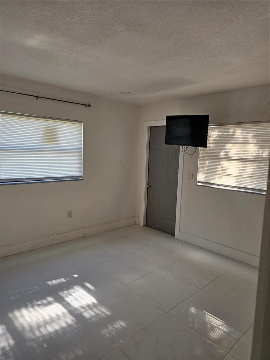 Single Family Residence at 6125 LIBERTY AVE, TEMPLE TERRACE, photo 18 of 28