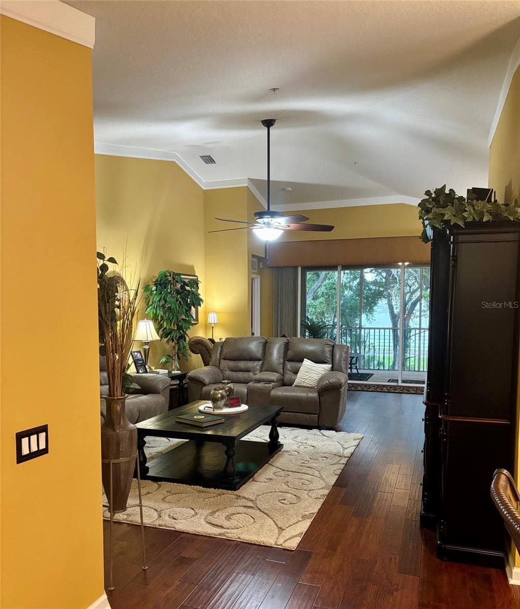 Condominium at 2003 SANTA CATALINA LN #2003, RIVERVIEW, photo 5 of 51