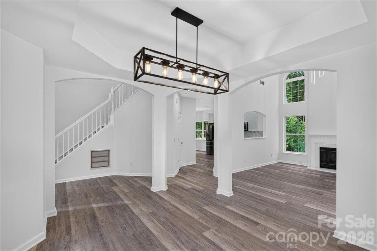 Single Family Residence at 2536 Thornfield Road, Charlotte, photo 12 of 39
