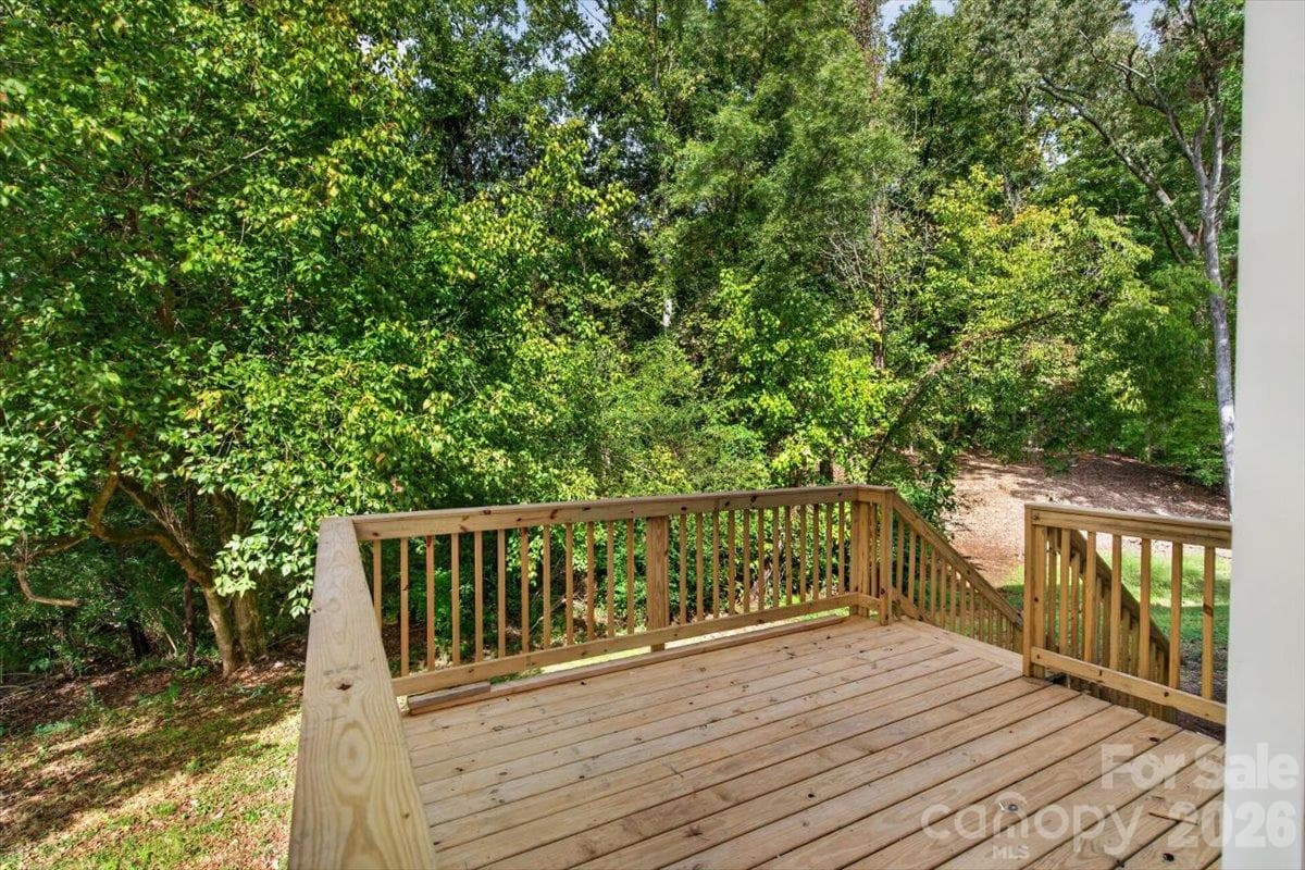 Single Family Residence at 2536 Thornfield Road, Charlotte, photo 32 of 39