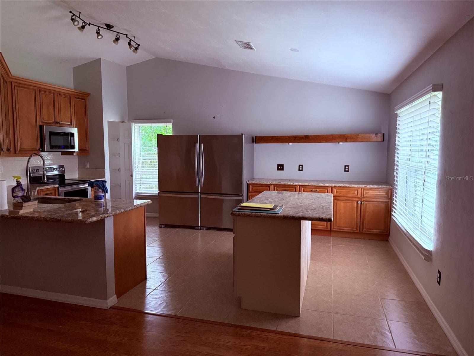 Single Family Residence at 23875 NW 182ND RD, HIGH SPRINGS, photo 2 of 3