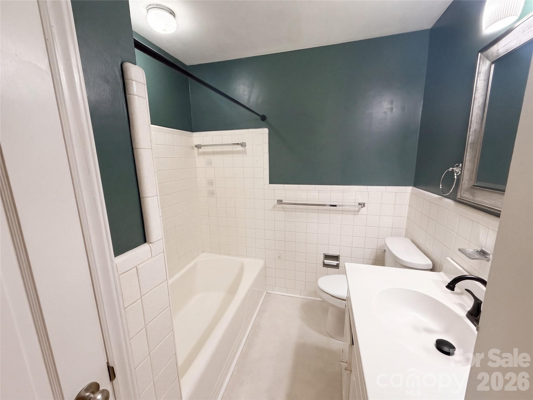 Single Family Residence at 3309 Gardner Park Drive, Gastonia, photo 15 of 16
