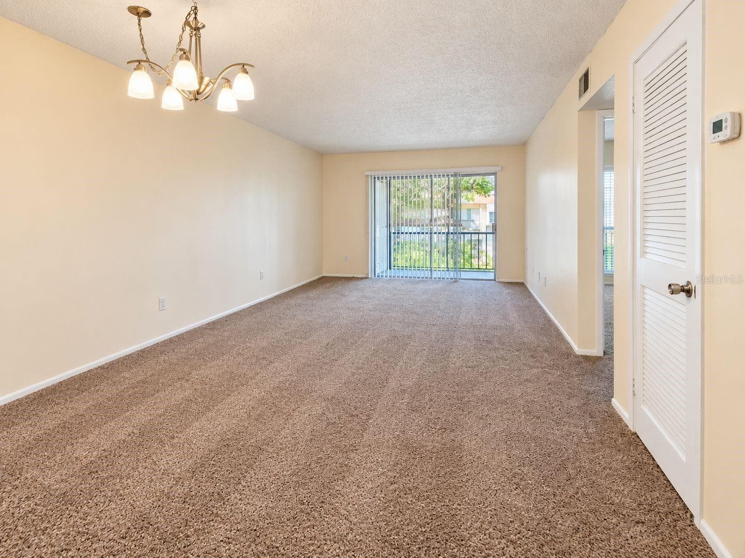 Living & Dining Area - 2625 STATE ROAD 590 #1724, CLEARWATER