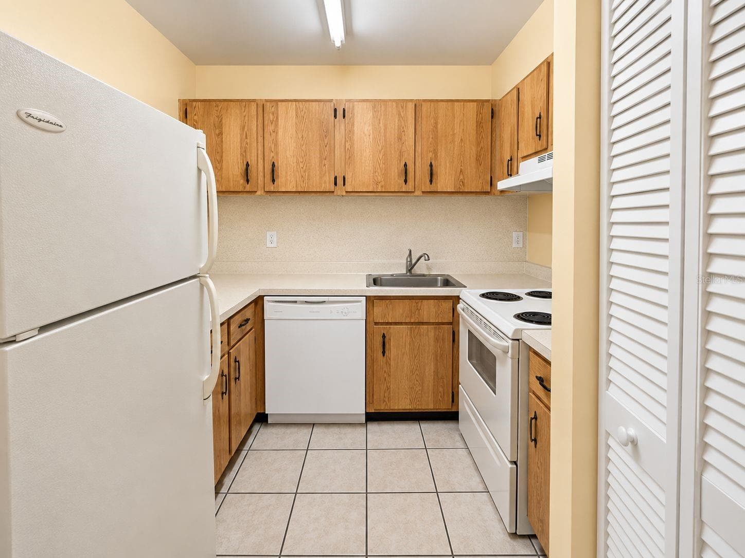 Kitchen - 2625 STATE ROAD 590 #1724, CLEARWATER