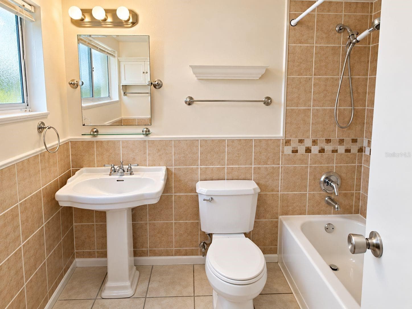 Primary Bathroom - 2625 STATE ROAD 590 #1724, CLEARWATER