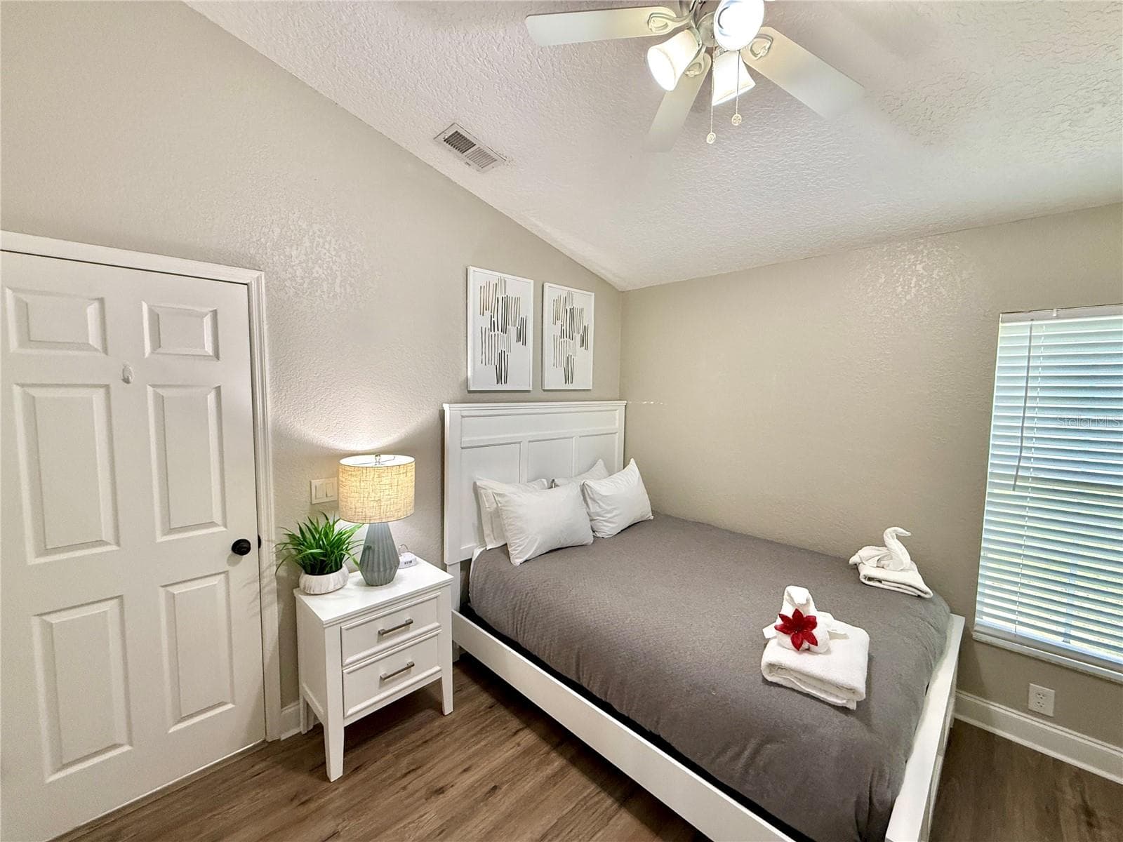 Single Family Residence at 102 TITAN DR, DAVENPORT, photo 63 of 87