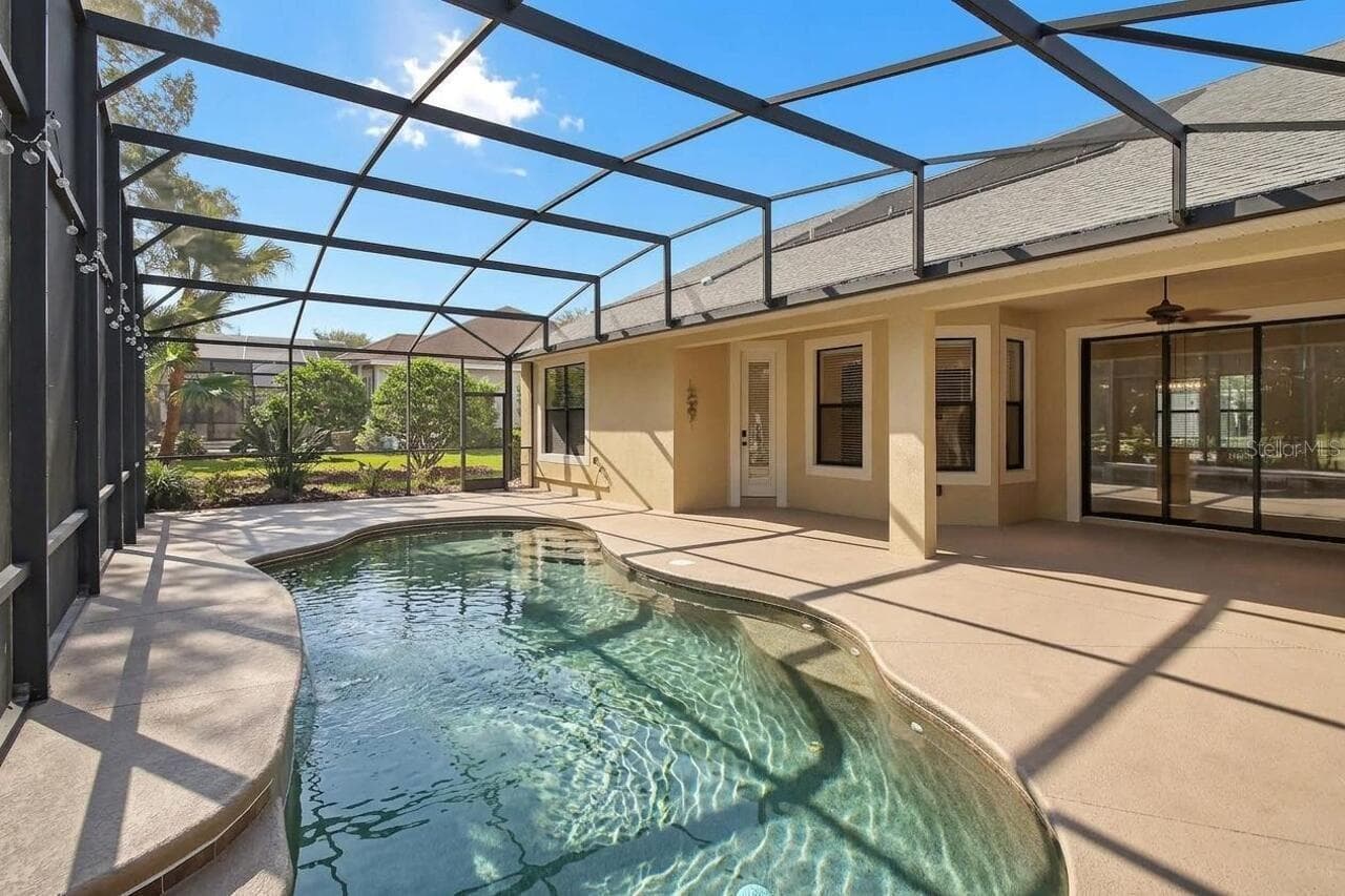 Screened in pool and patio - 502 VICTORIA HILLS DR, DELAND