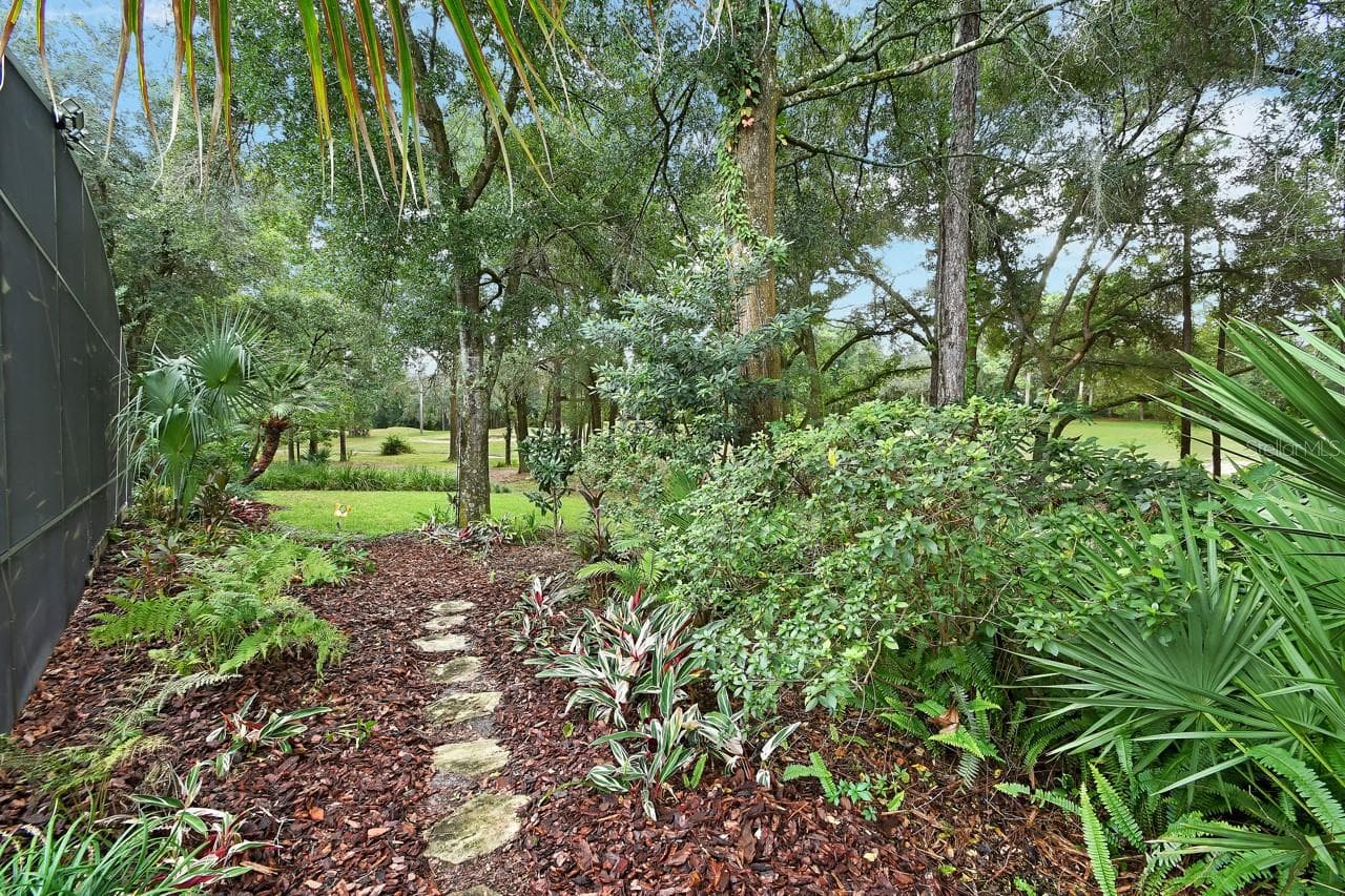 Single Family Residence at 502 VICTORIA HILLS DR, DELAND, photo 49 of 65