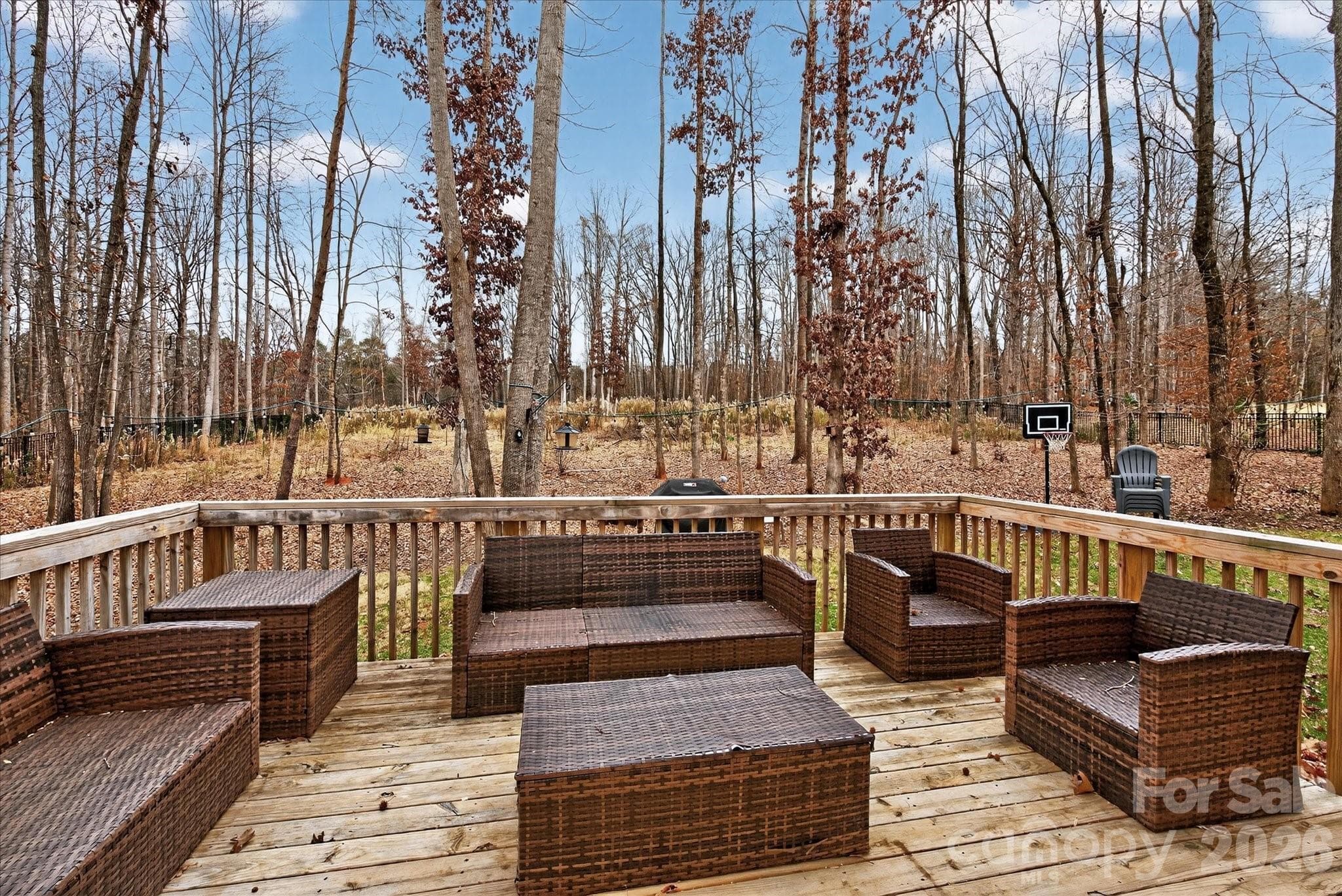Backyard patio-deck - 13017 Cinnamon Fern Lane, Mint Hill