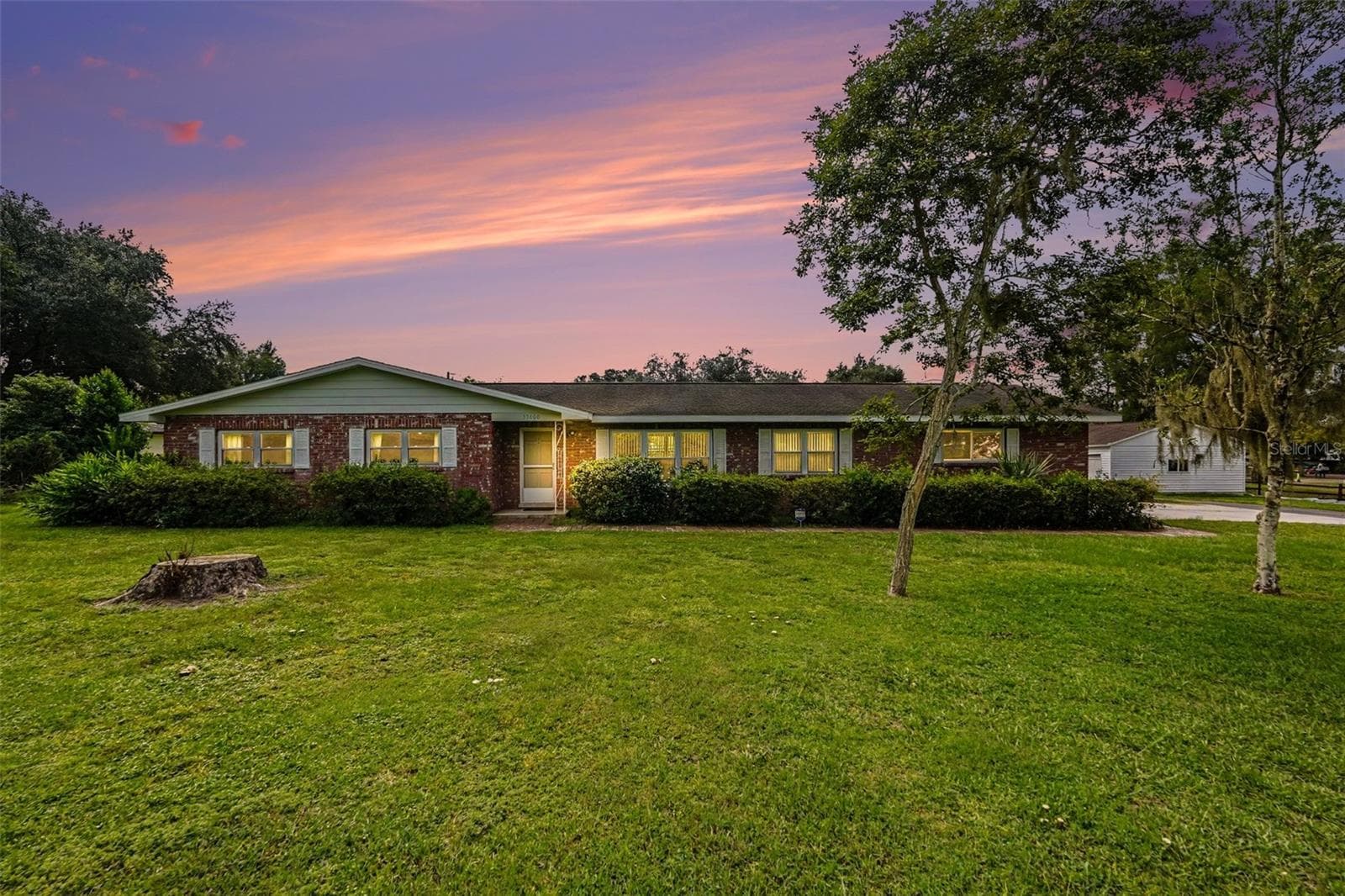 Welcome to Your Florida Home! - 39800 COUNTY ROAD 54, ZEPHYRHILLS