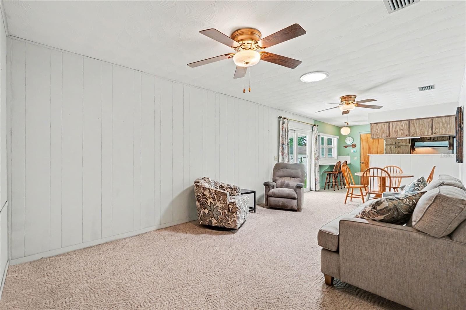 Family Room - 39800 COUNTY ROAD 54, ZEPHYRHILLS