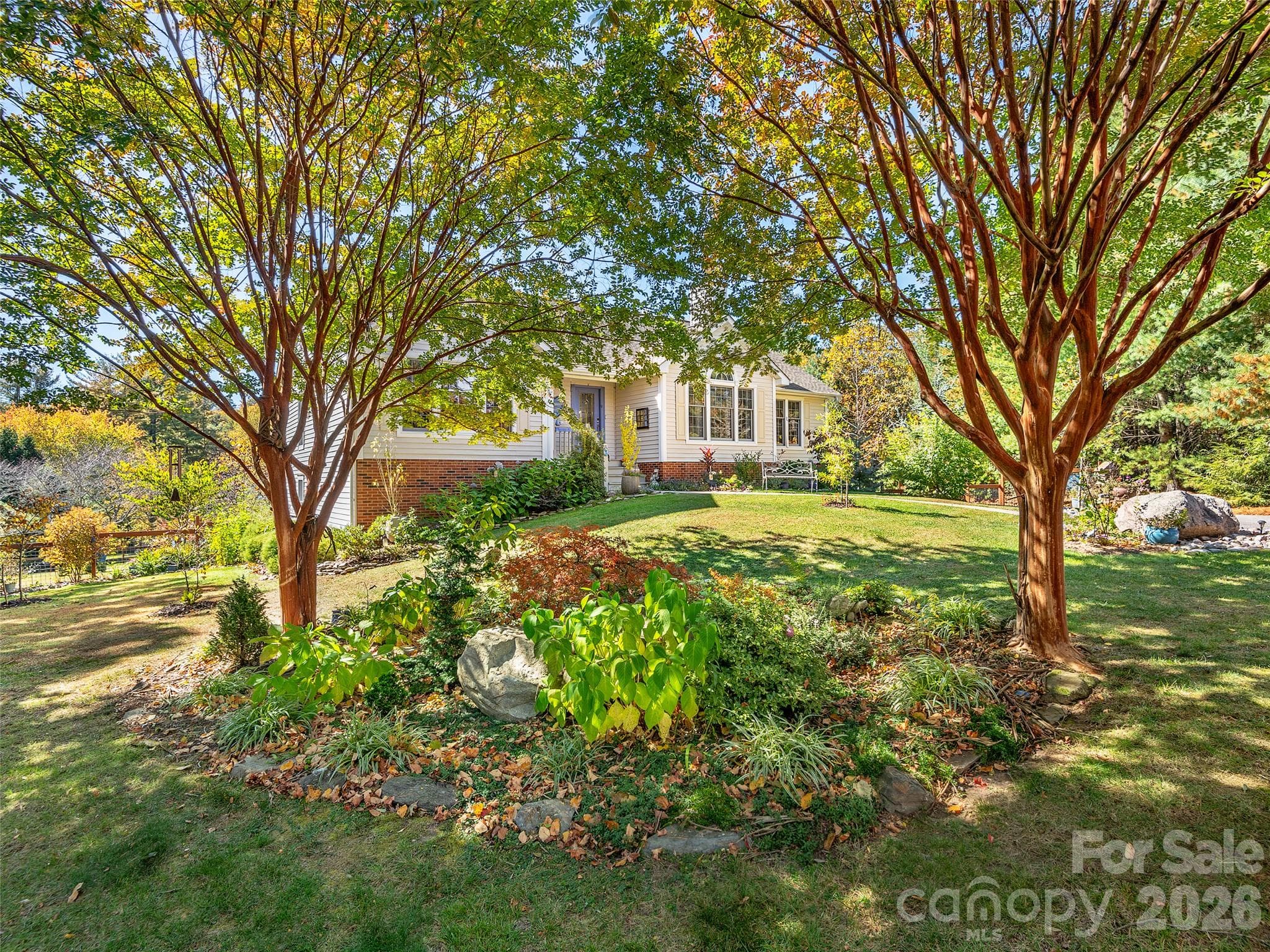 Mature Shade Trees & Landscaping - 23 Old Applewood Lane, Hendersonville