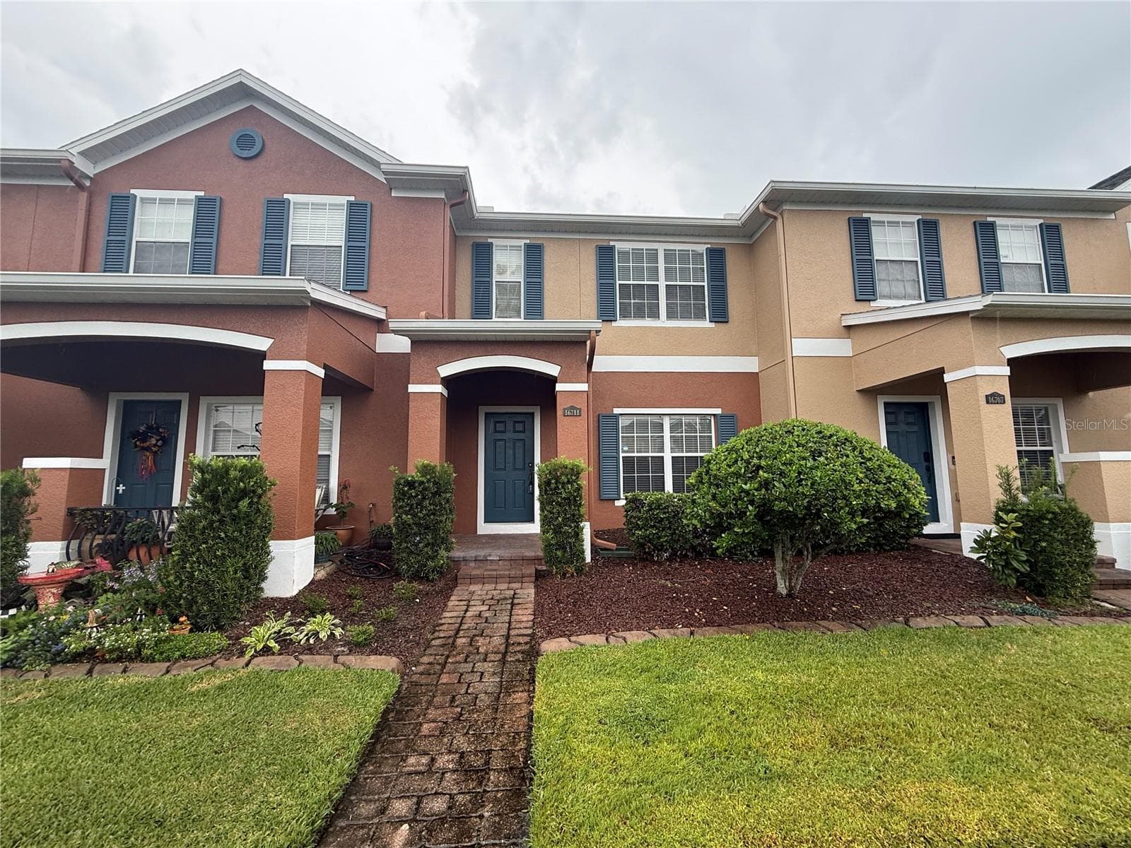 16711 CEDAR CREST DR