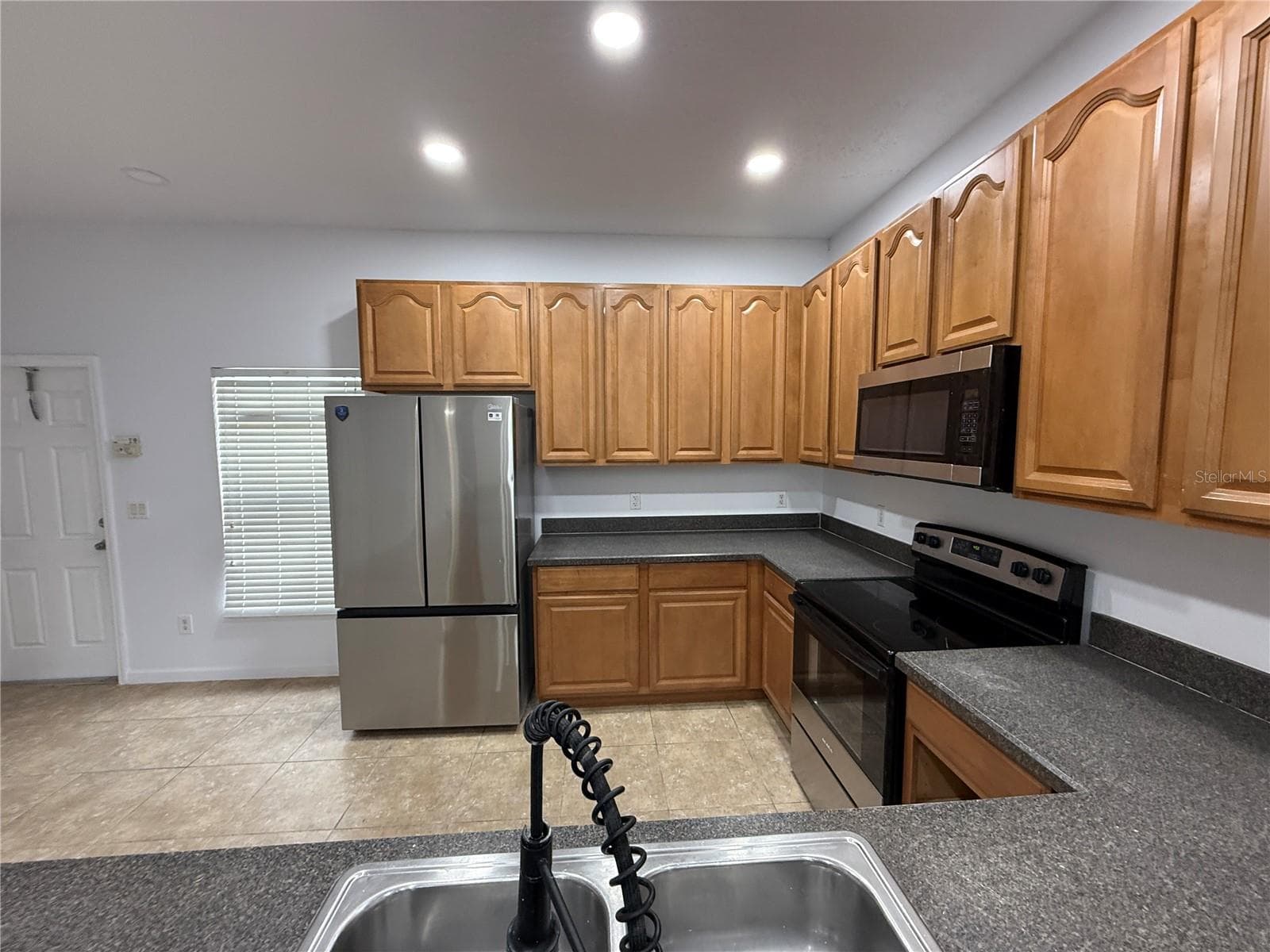 Townhouse at 16711 CEDAR CREST DR, ORLANDO, photo 8 of 30