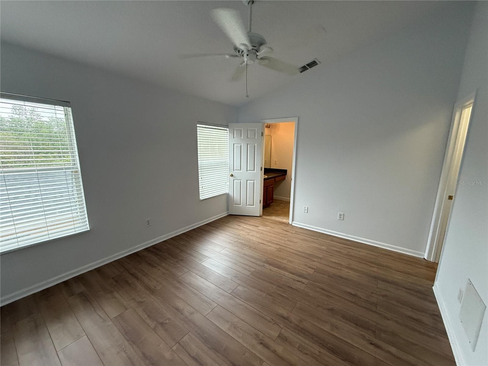 Townhouse at 16711 CEDAR CREST DR, ORLANDO, photo 15 of 30