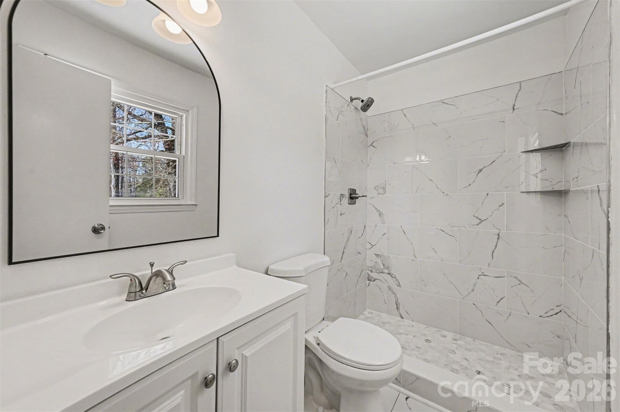 Primary Bathroom - 1140 Fieldstone Road, Mooresville