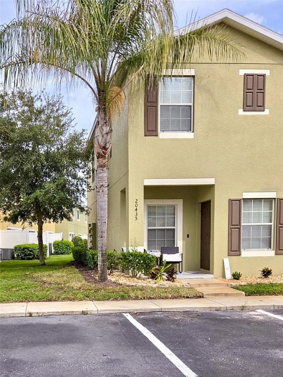 20435 NEEDLETREE DR