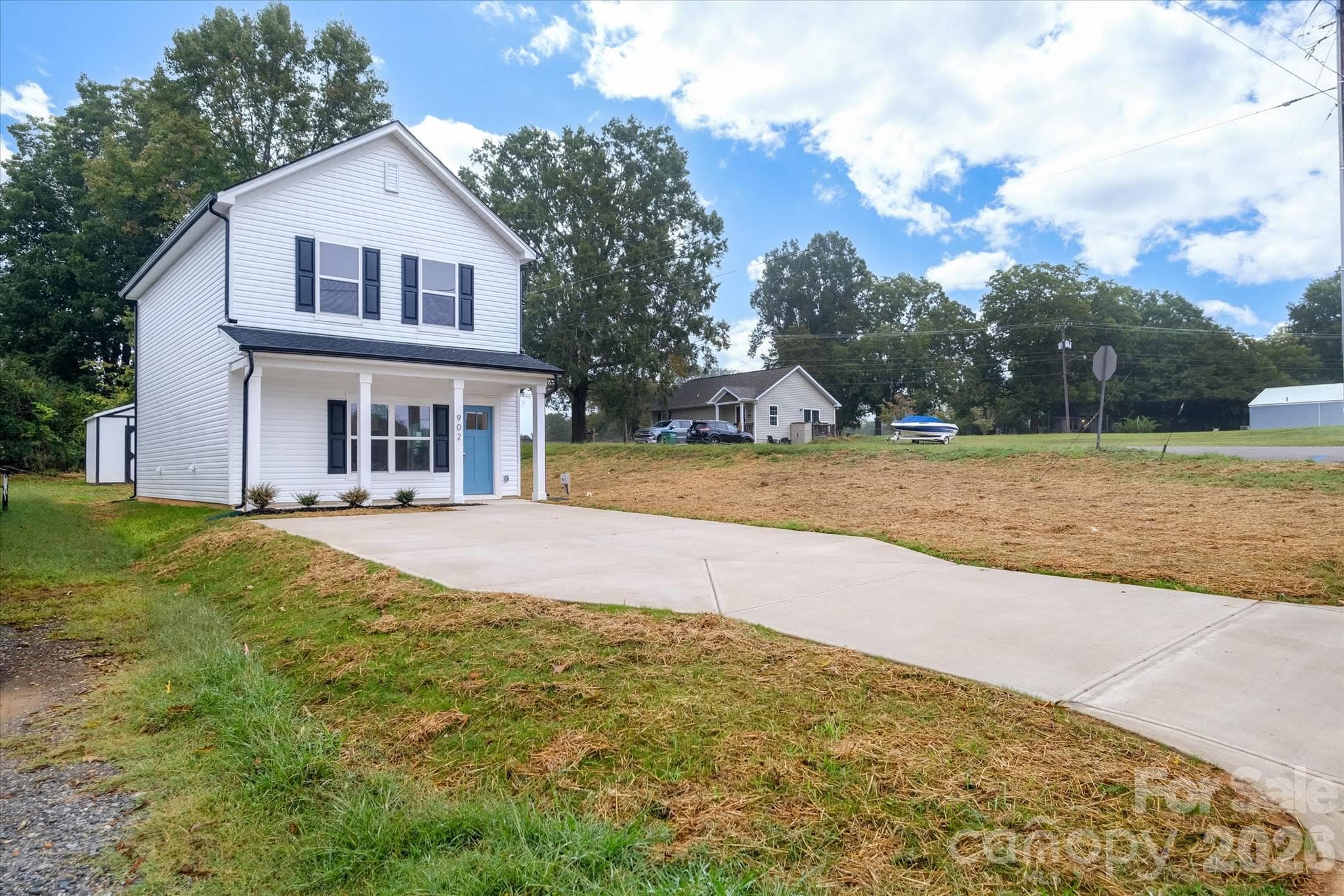 Single Family Residence at 902 W Alabama Avenue, Bessemer City, photo 2 of 27