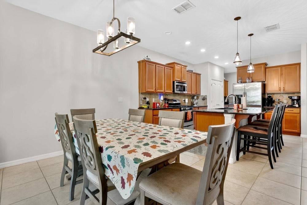 Single Family Residence at 632 MEADOW SAGE DR, DELAND, photo 9 of 35