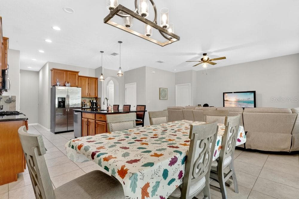Single Family Residence at 632 MEADOW SAGE DR, DELAND, photo 10 of 35