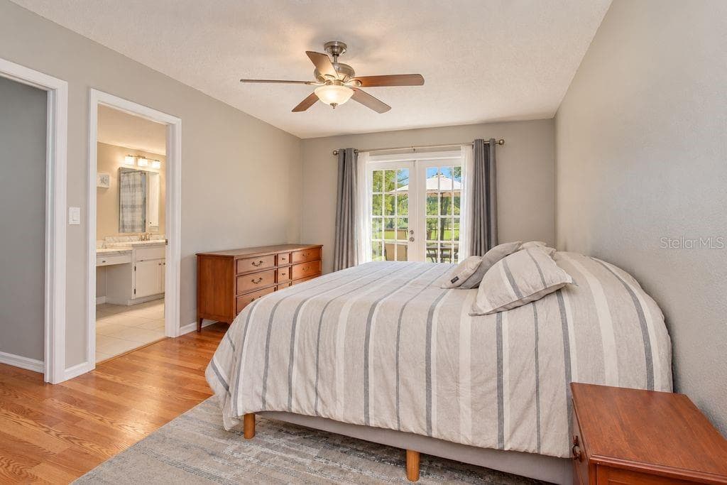The primary suite is on the left side of the home. - 6916 COPPERFIELD DR, NEW PORT RICHEY