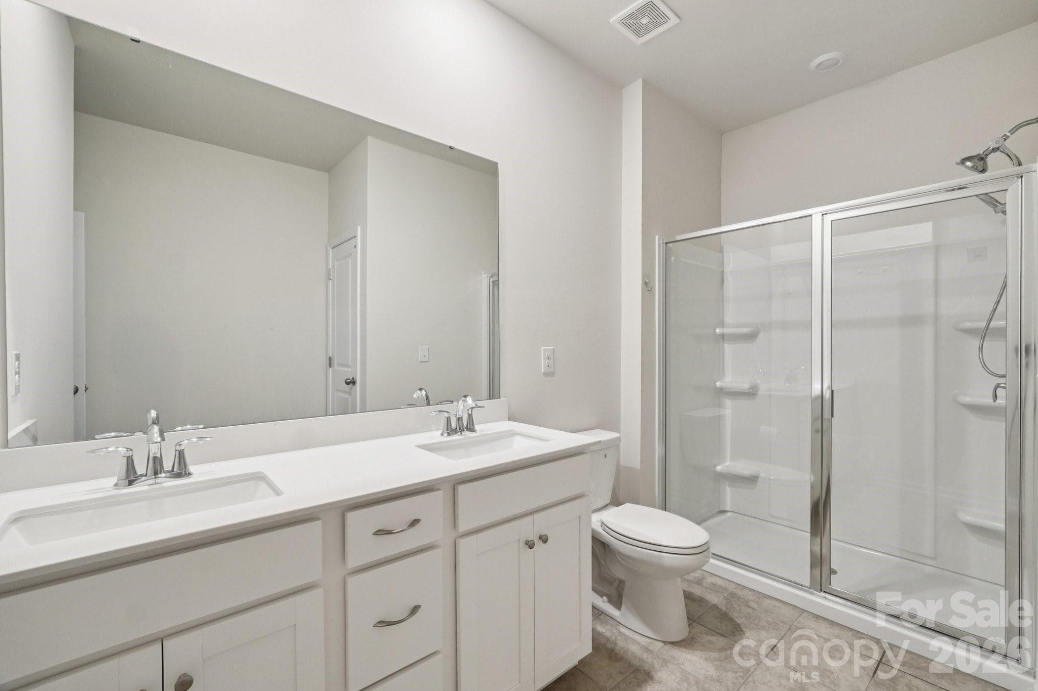 Main Level Bathroom - 299 Hamptons Cove Road, Troutman