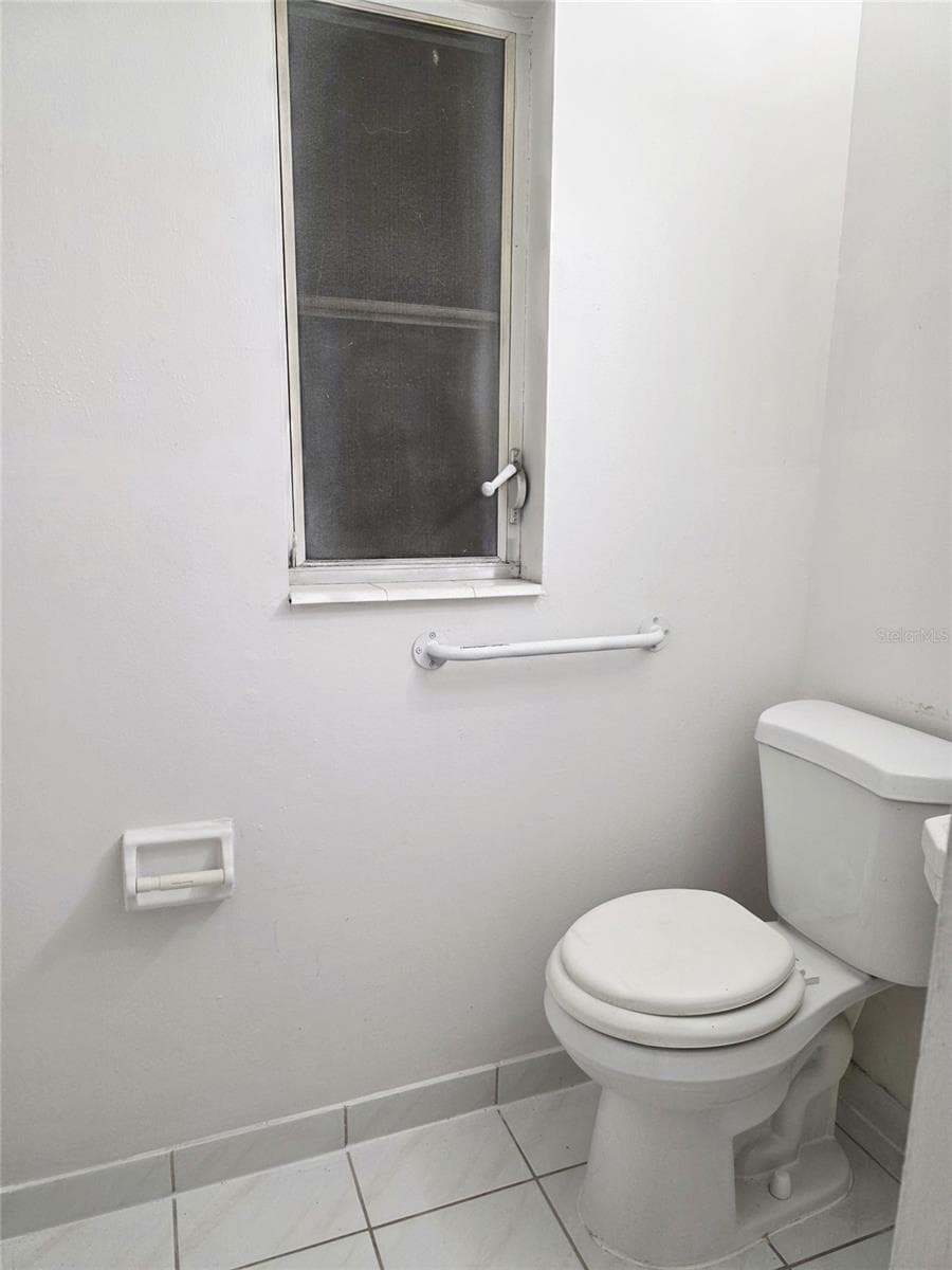 2nd Bathroom - 2103 N HAROLD AVE, TAMPA