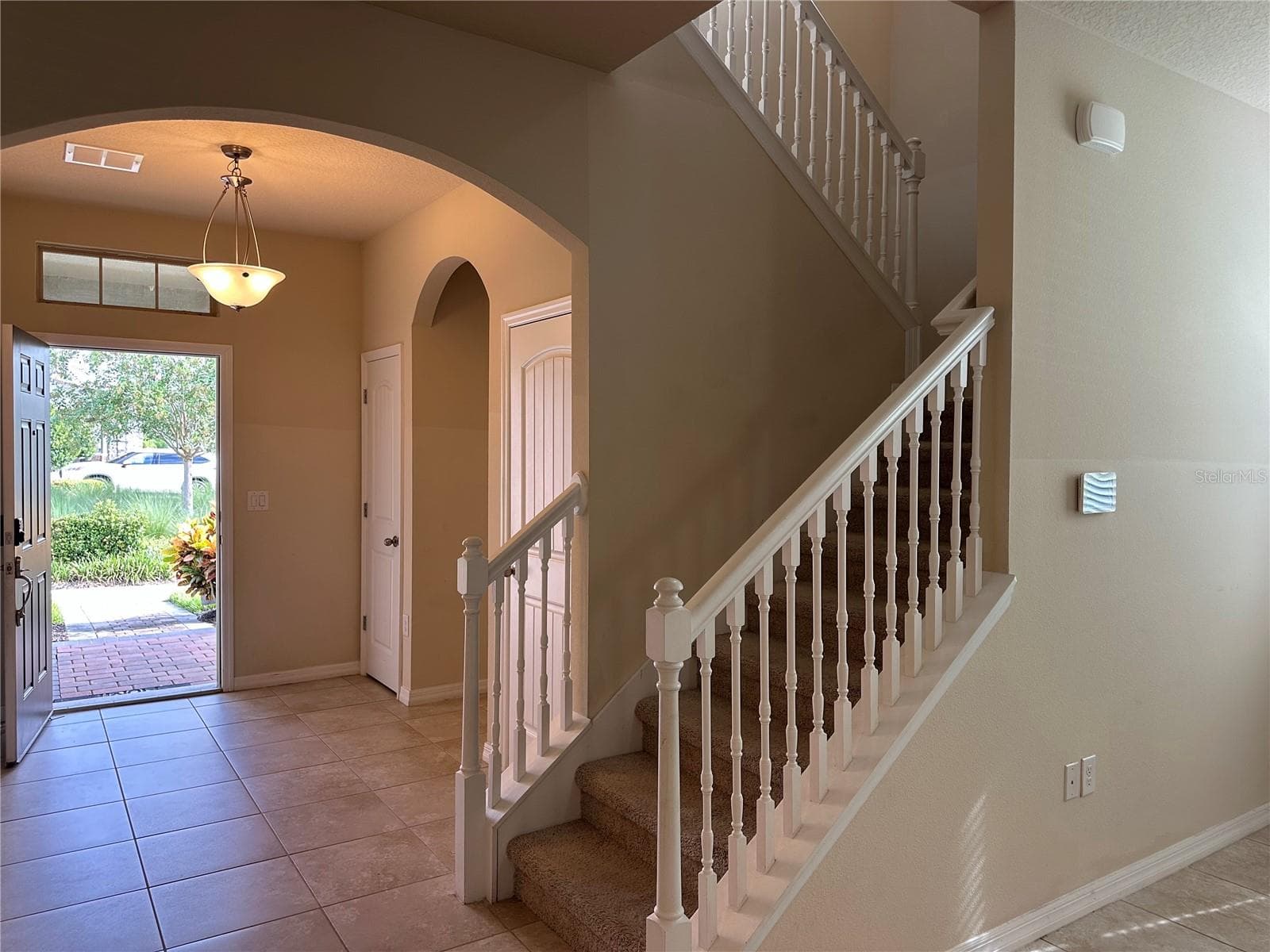 Single Family Residence at 16831 BEASLEY BAY ALY, WINTER GARDEN, photo 3 of 25