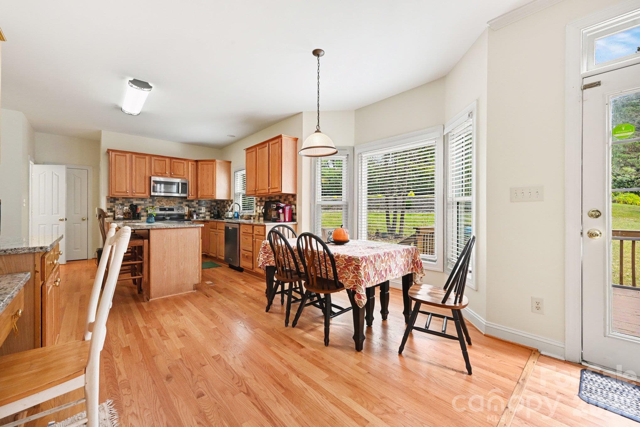 KITCHEN - 1418 Coachman Drive, Waxhaw