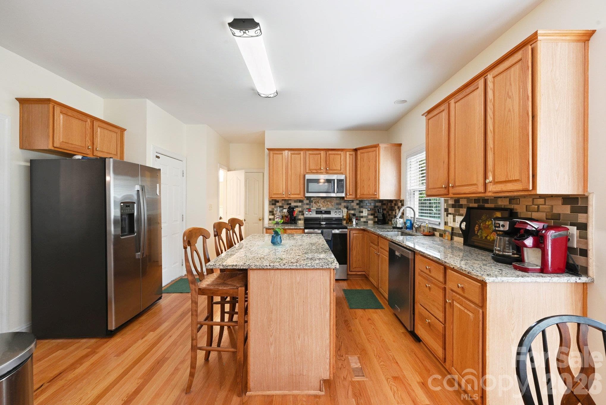 Single Family Residence at 1418 Coachman Drive, Waxhaw, photo 12 of 47