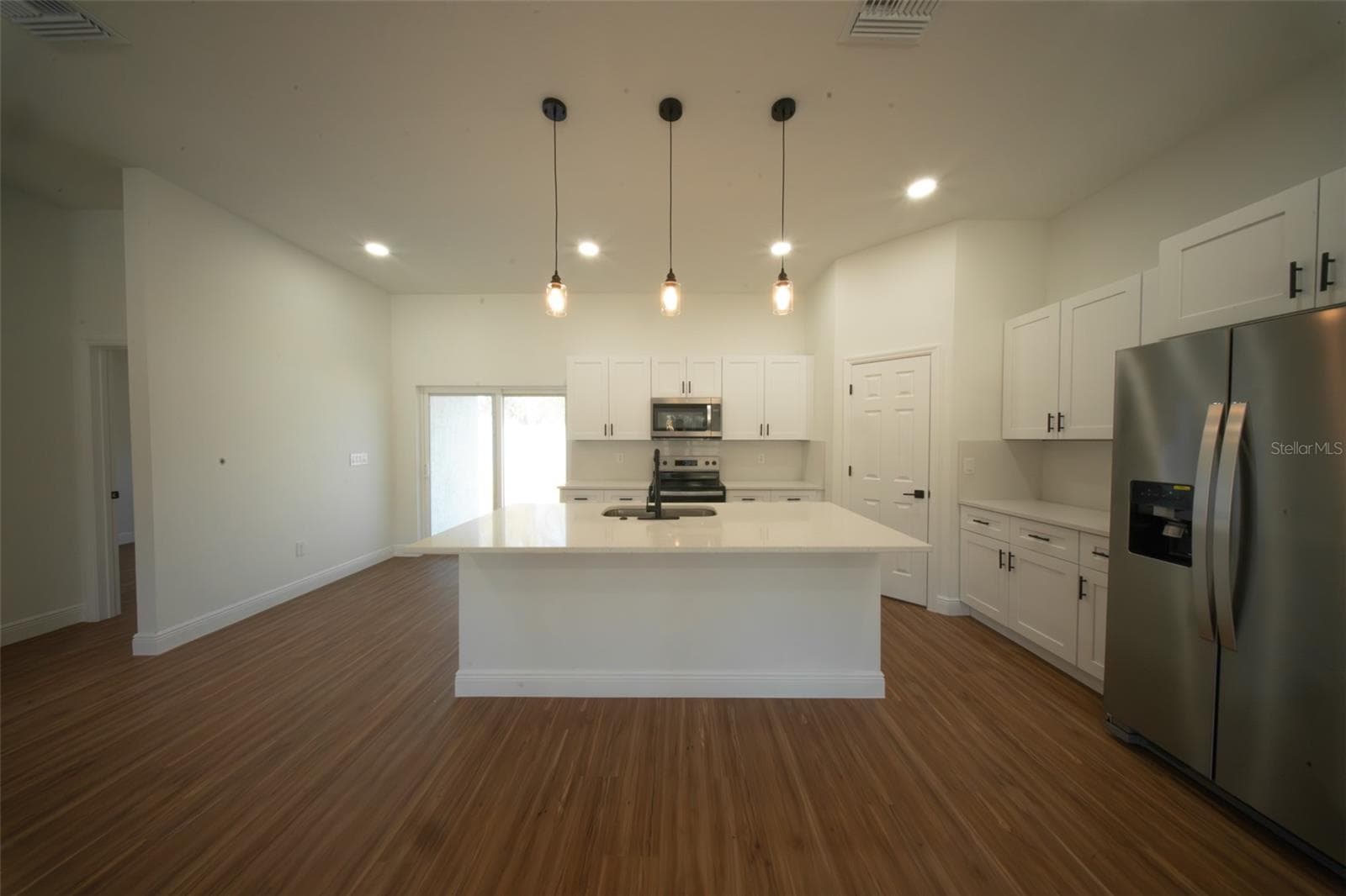 Single Family Residence at 13441 SW 60TH AVENUE RD, OCALA, photo 5 of 17