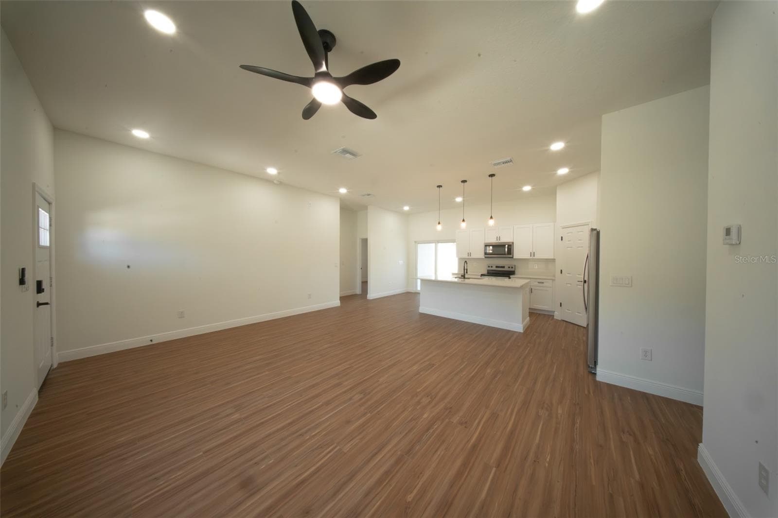 Single Family Residence at 13441 SW 60TH AVENUE RD, OCALA, photo 6 of 17