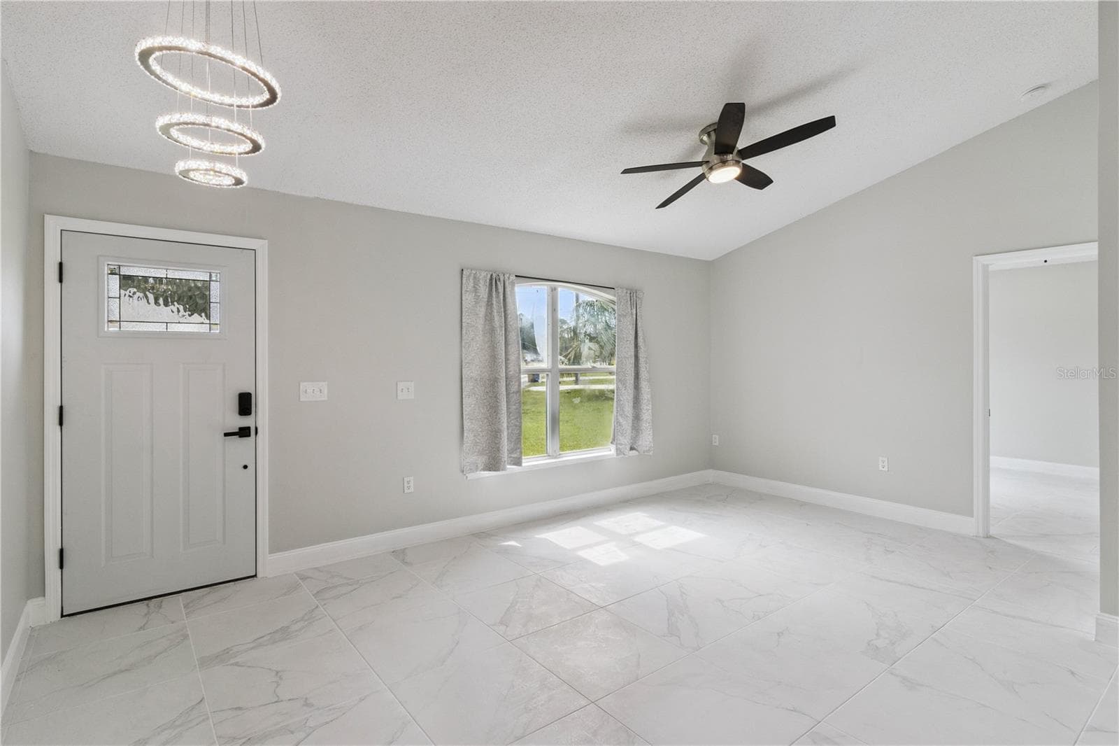 Front Entrance/Living Room 2 - 1011 EIFFEL LN, KISSIMMEE