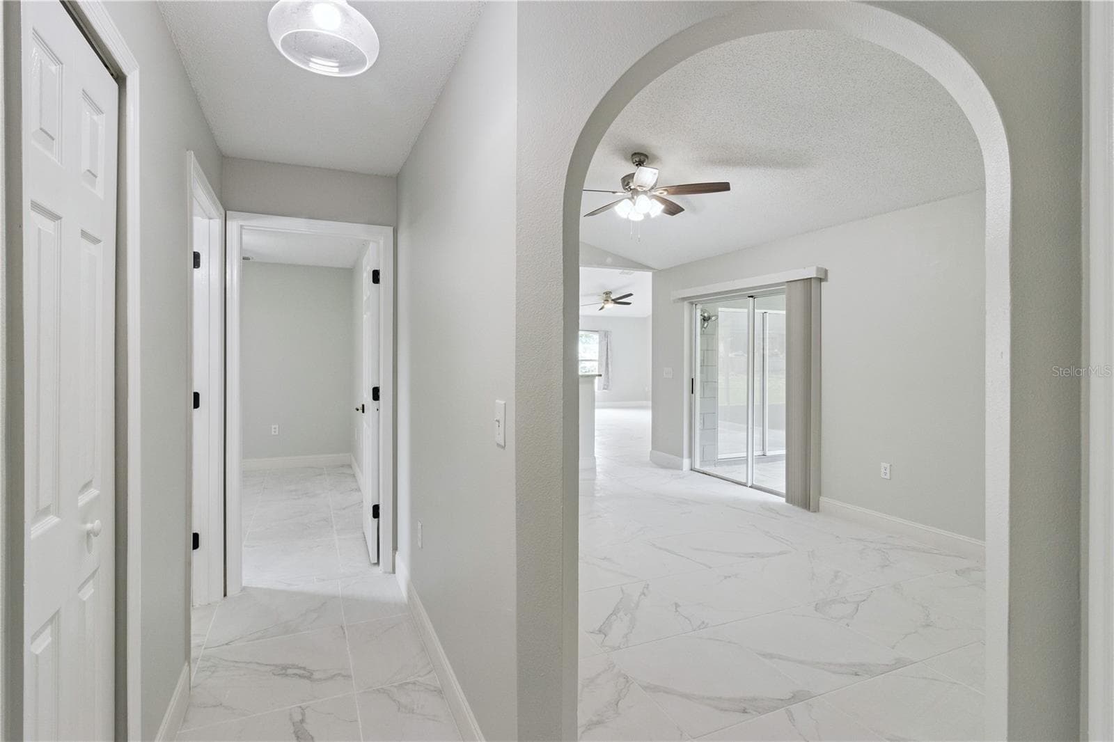 Dining Room/ Hallway - 1011 EIFFEL LN, KISSIMMEE