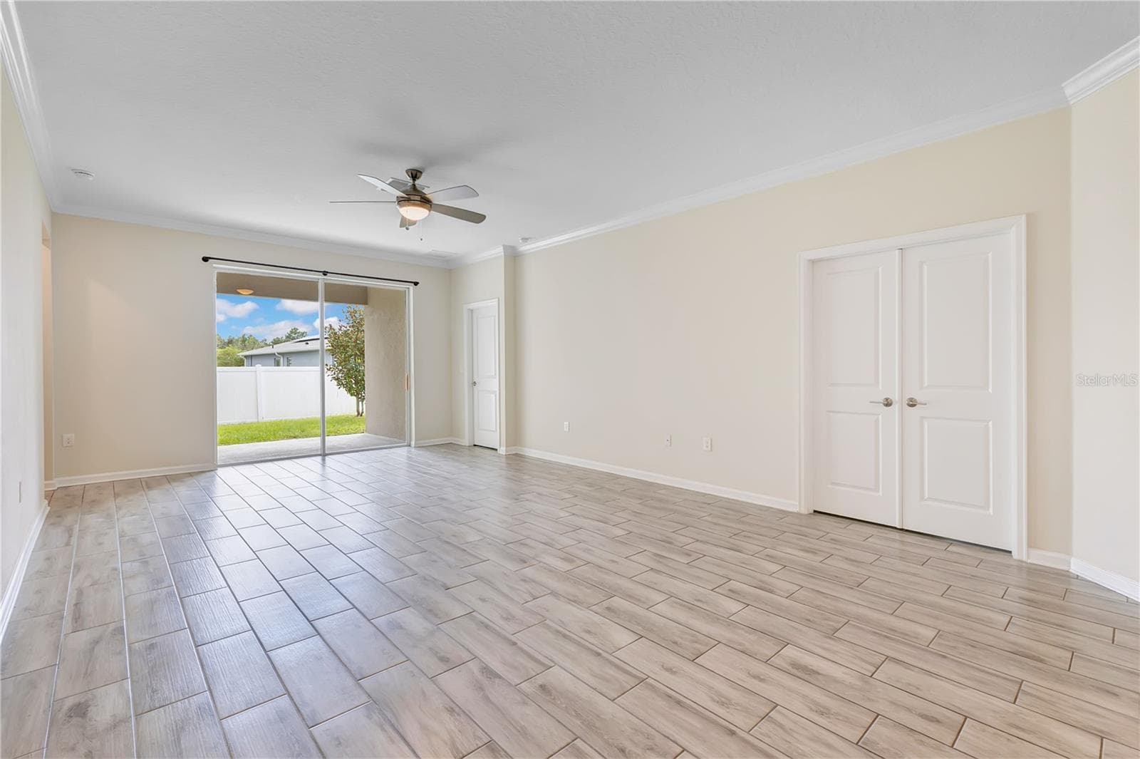 Single Family Residence at 16437 FERNRIDGE ST, CLERMONT, photo 5 of 37