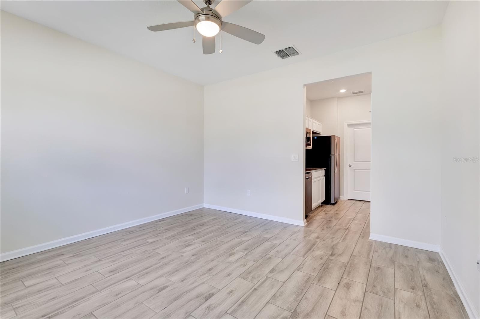 Single Family Residence at 16437 FERNRIDGE ST, CLERMONT, photo 15 of 37