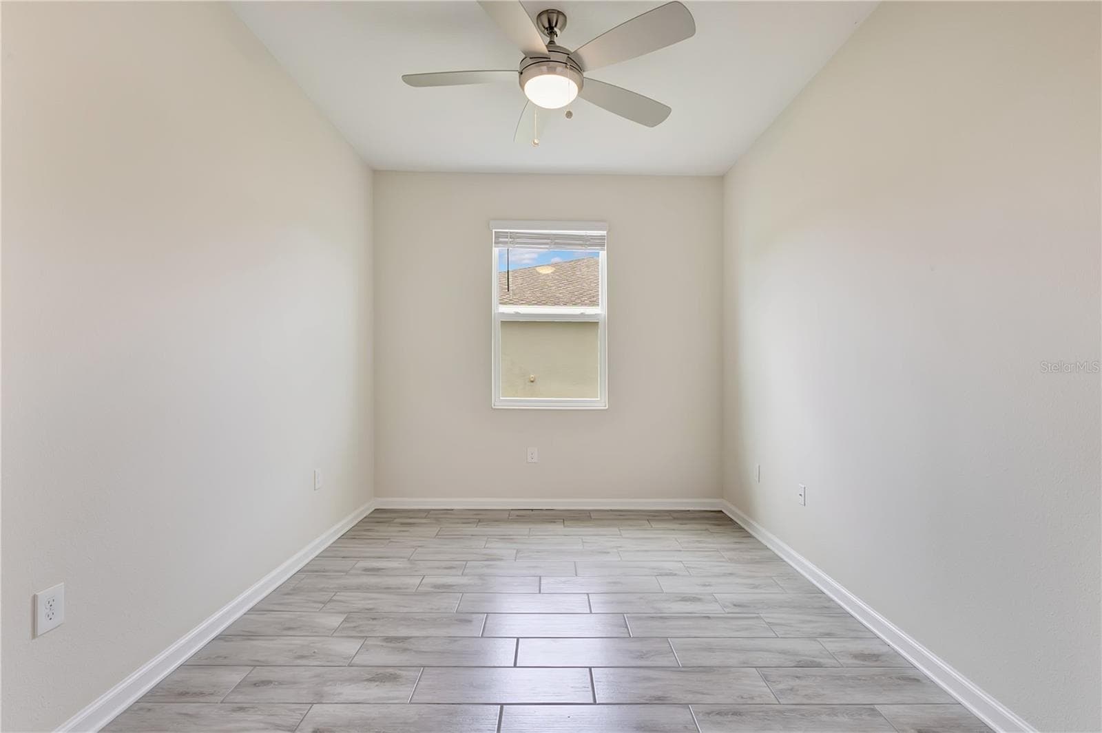 Single Family Residence at 16437 FERNRIDGE ST, CLERMONT, photo 17 of 37