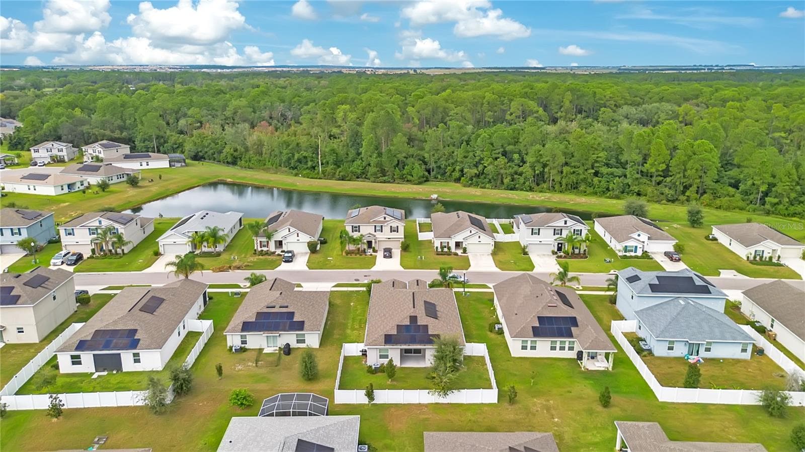 Single Family Residence at 16437 FERNRIDGE ST, CLERMONT, photo 32 of 37