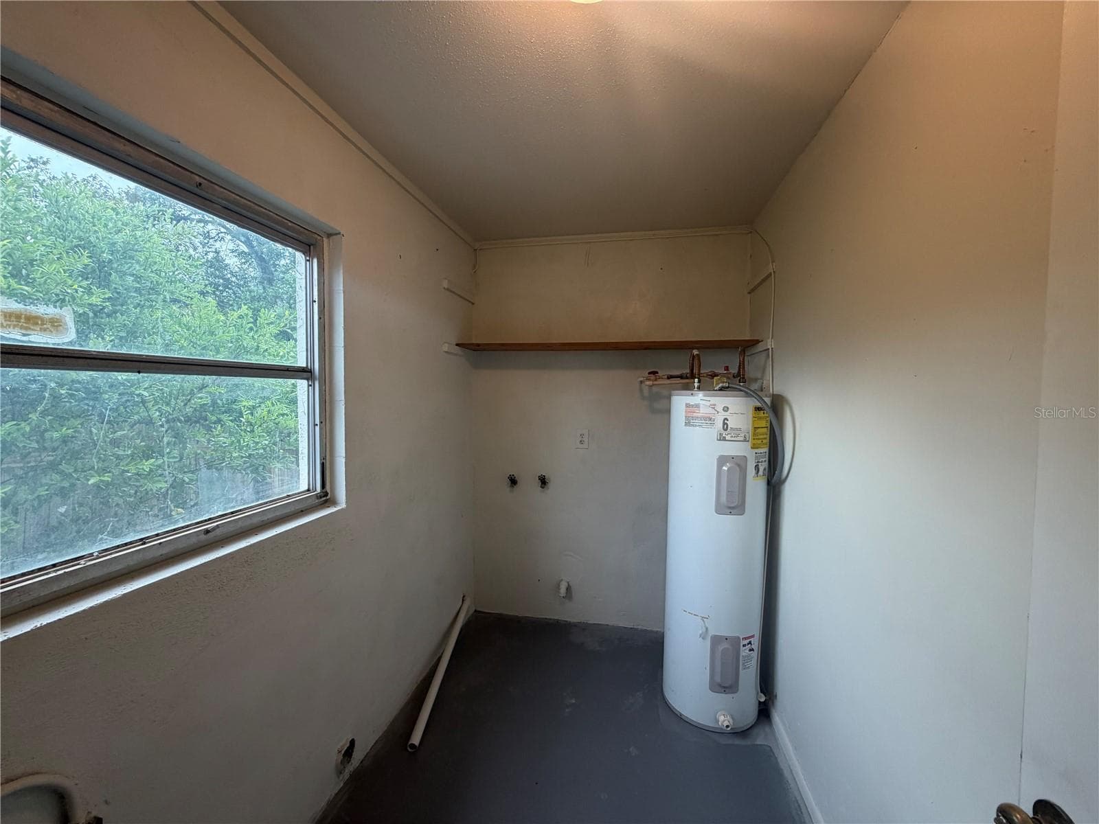 Single Family Residence at 715 DRAWDY RD, BABSON PARK, photo 12 of 14