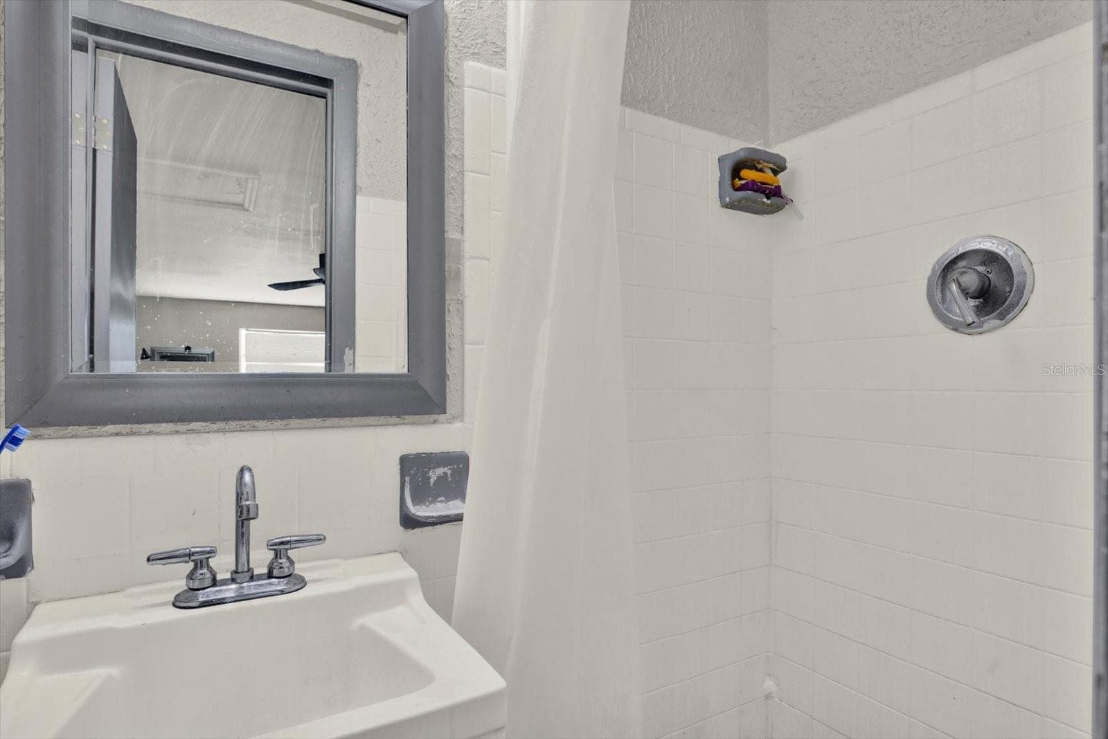 2nd bath - 3920 BEACON SQUARE DR, HOLIDAY