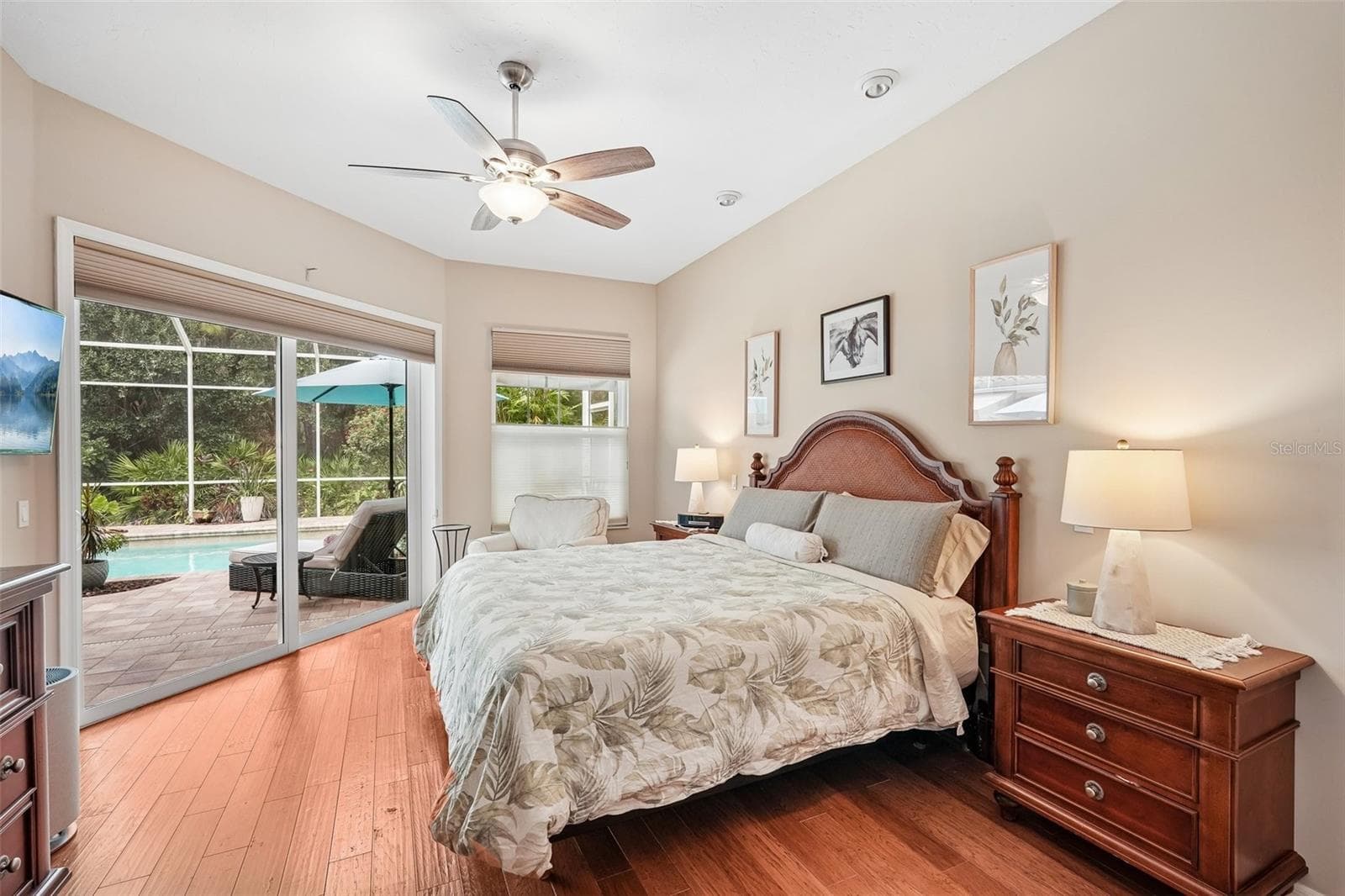Spacious Primary bedroom - 444 FIELDSTONE DR, VENICE