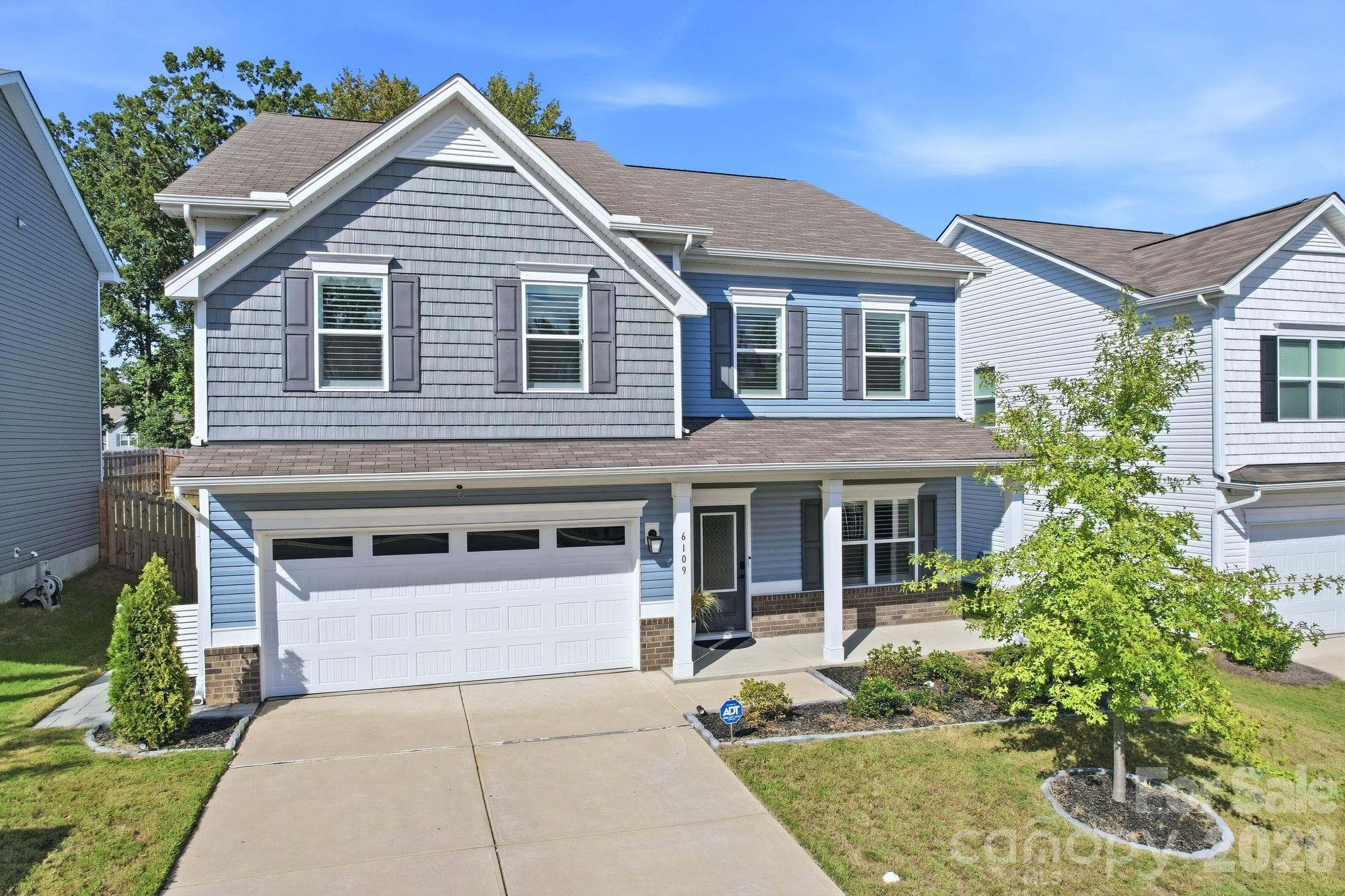 Single Family Residence at 6109 Sunspear Lane, Charlotte, photo 41 of 45