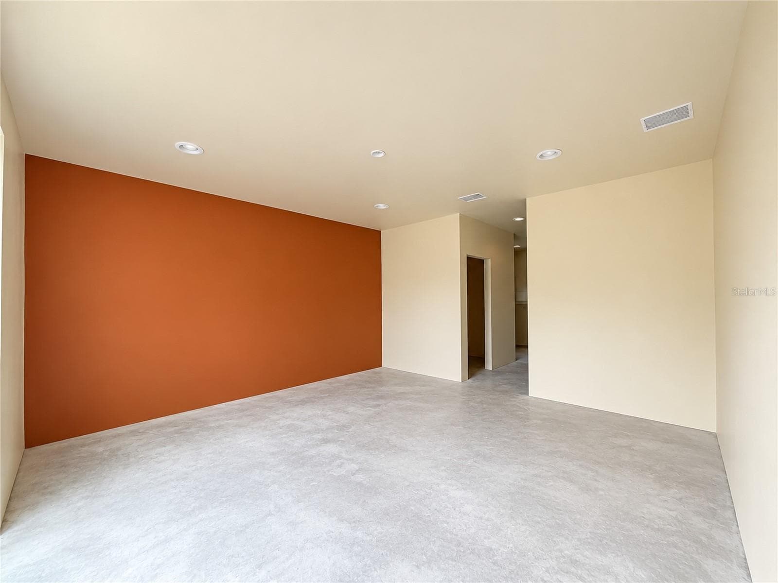 Single Family Residence at 5025 SW 179TH PL, OCALA, photo 9 of 28
