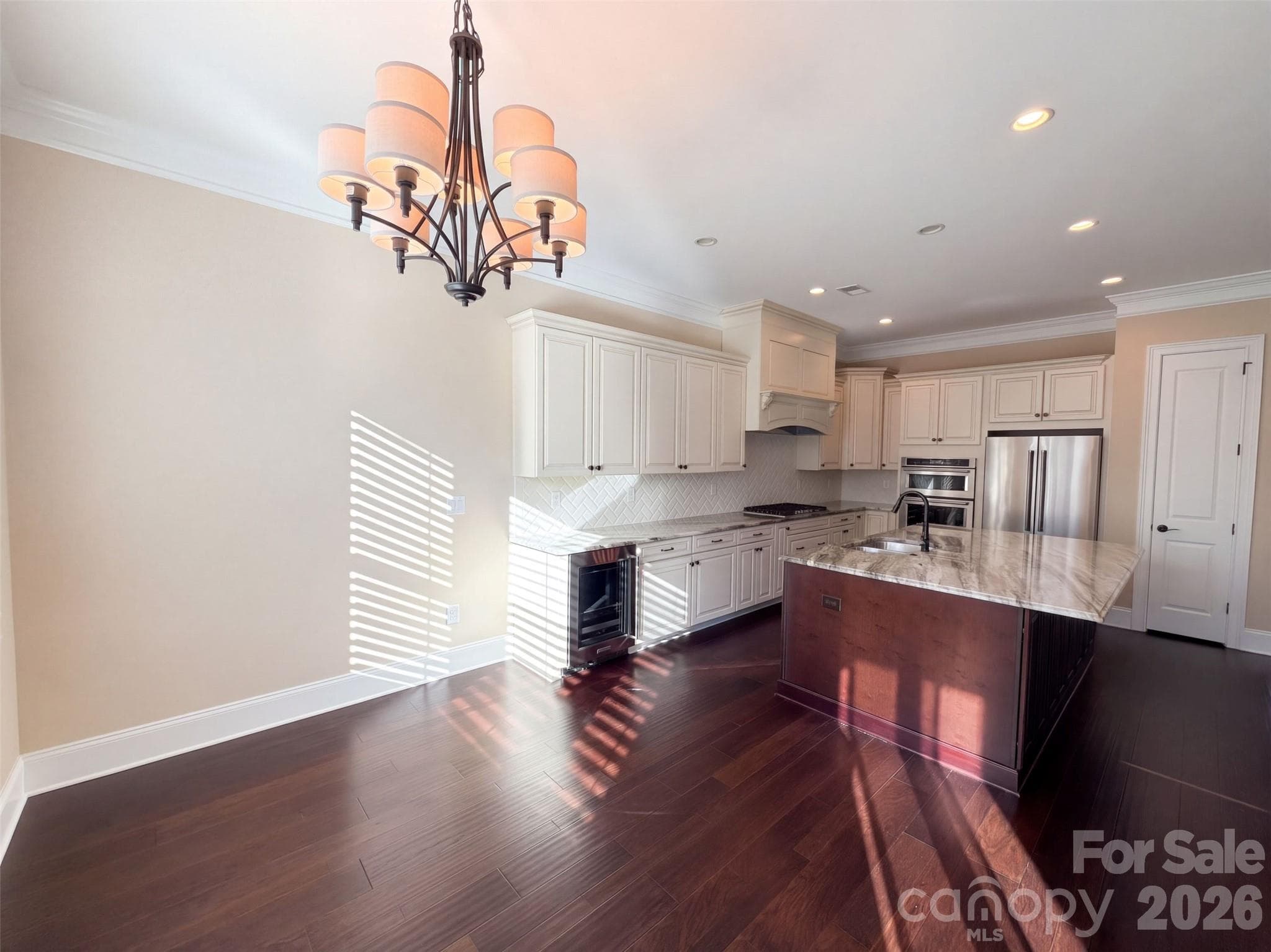 Single Family Residence at 14629 Glen Valley Court, Charlotte, photo 6 of 31