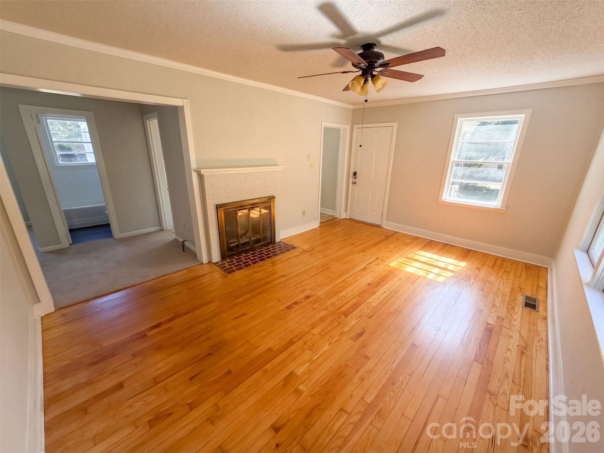 Single Family Residence at 521 Grace Avenue, Lancaster, photo 3 of 13